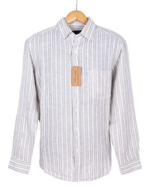 100% pure European linen, this full-sleeve shirt offers a rich navy tone with a breathable, soft-touch finish. Lightweight and skin-friendly.